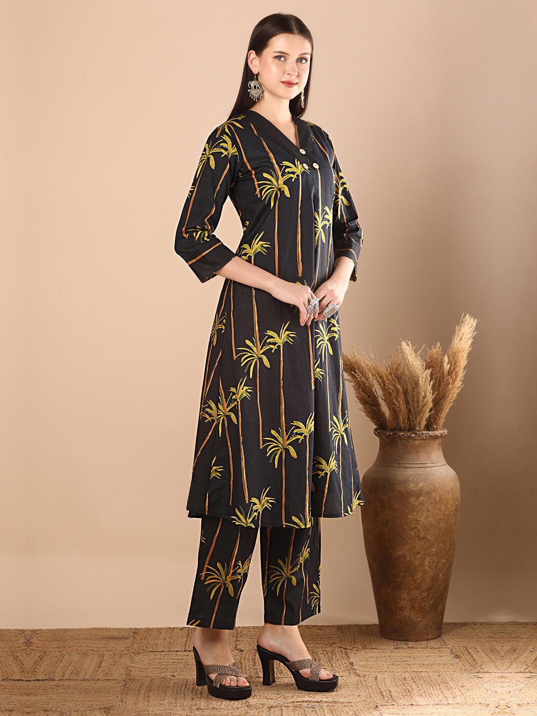 Abstract Coconut Tree Printed A-Line Paneled Co-ord Set - Black