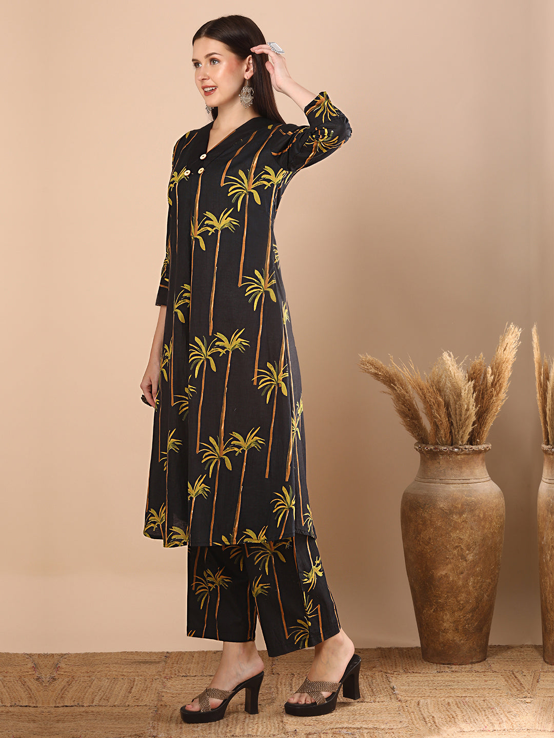 Abstract Coconut Tree Printed A-Line Paneled Co-ord Set - Black
