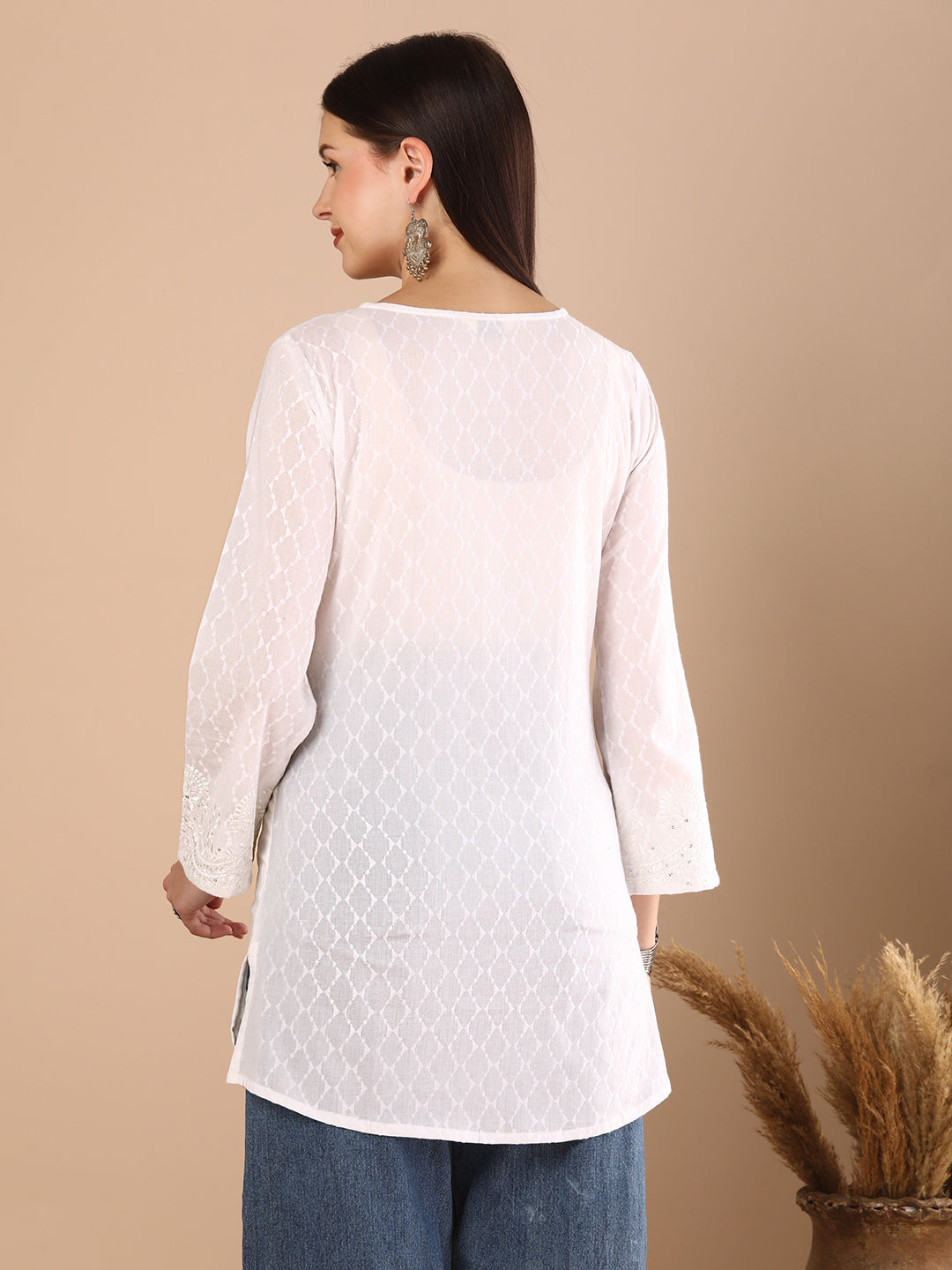 Solid Floral Embroidered Straight Fit Kurti - White