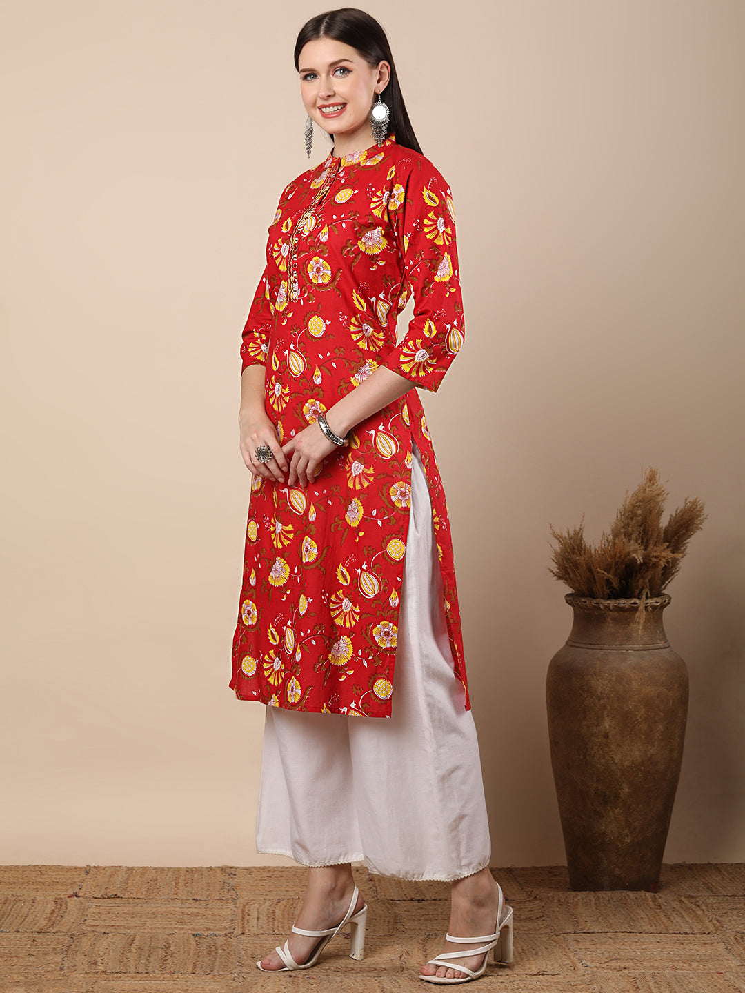 Ethnic Floral Printed Straight Fit Kurta - Red