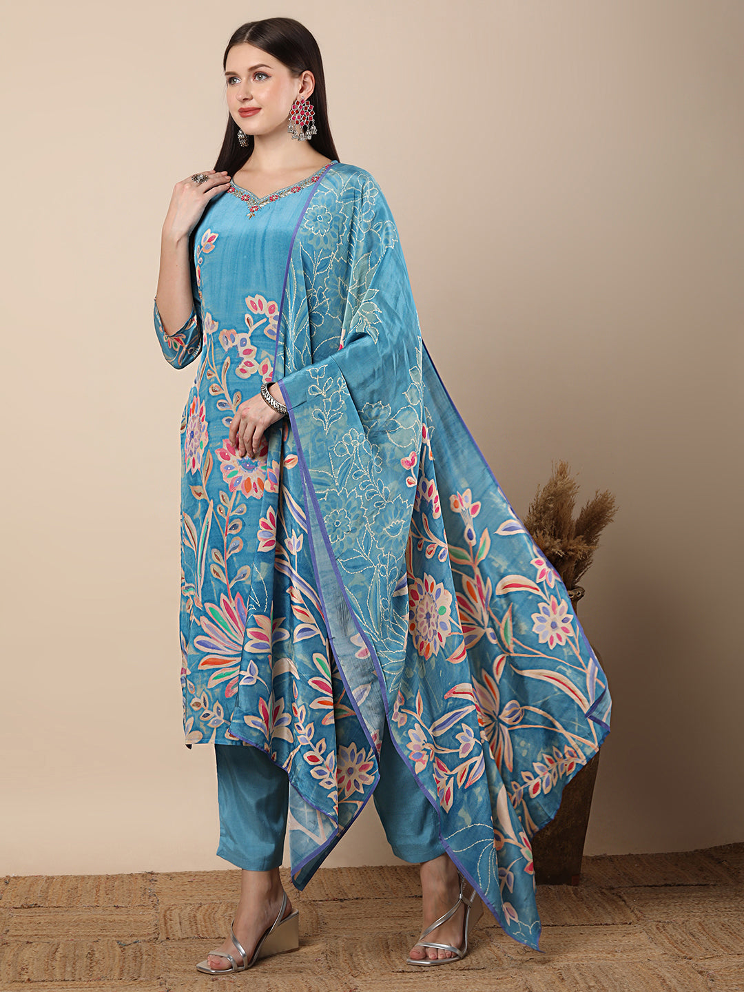 Floral Printed Straight Fit Kurta with Pant & Dupatta - Blue