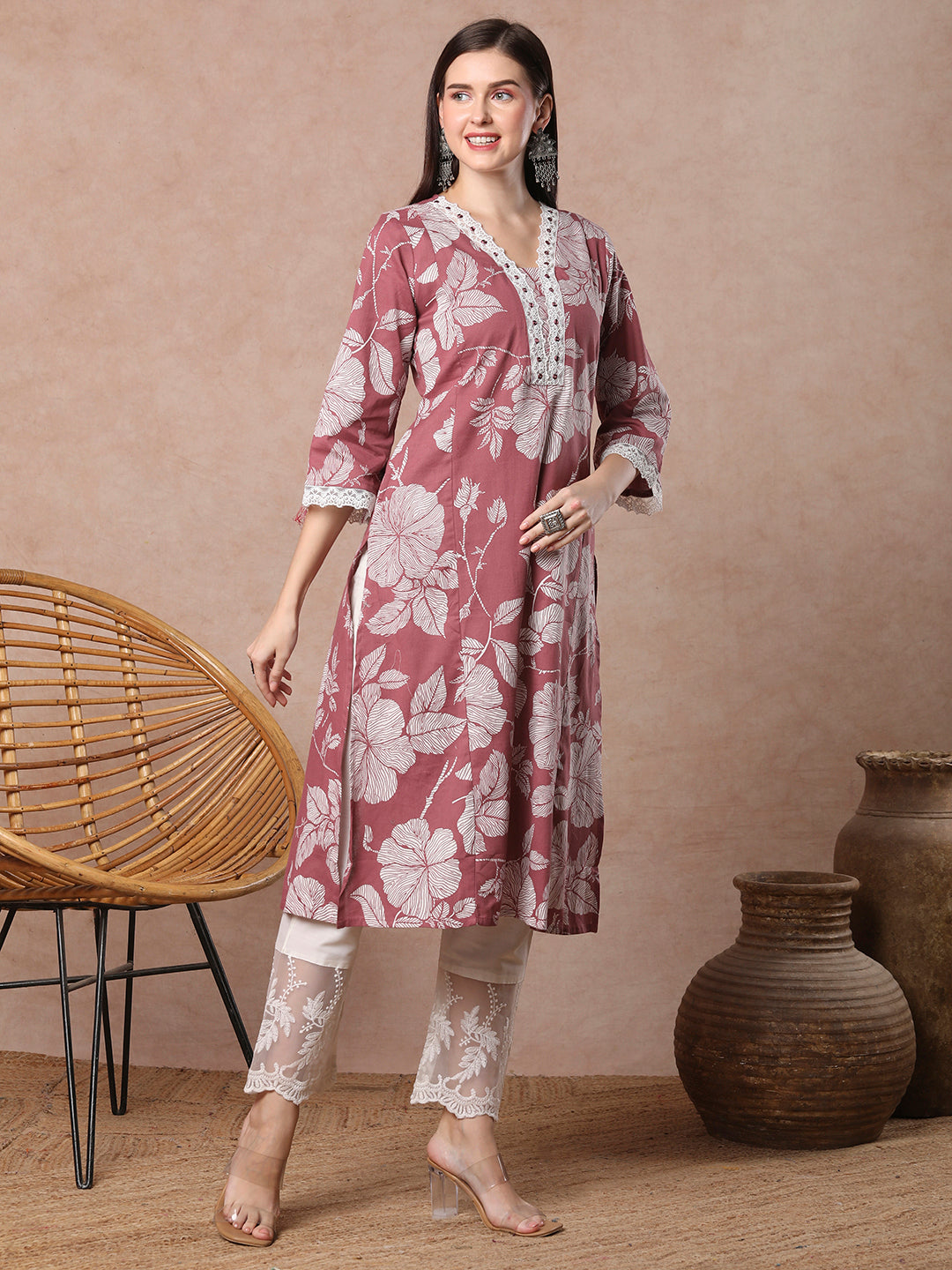Ethnic & Floral Printed Straight Fit Cotton Flax Kurta - Pink