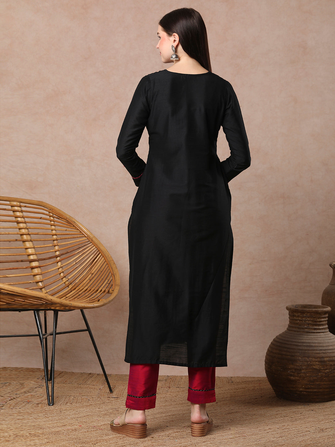 Solid Pin Tucked Straight Fit Kurta with Pant - Black