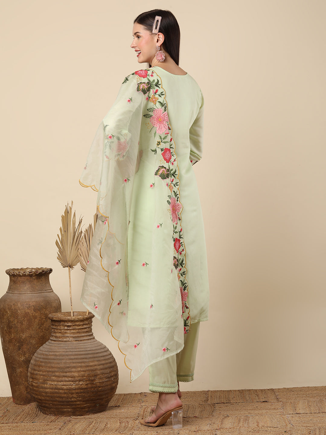 Floral Threadwork Embroidered Straight Cut Kurta with Pant & Organza Dupatta - Light Green