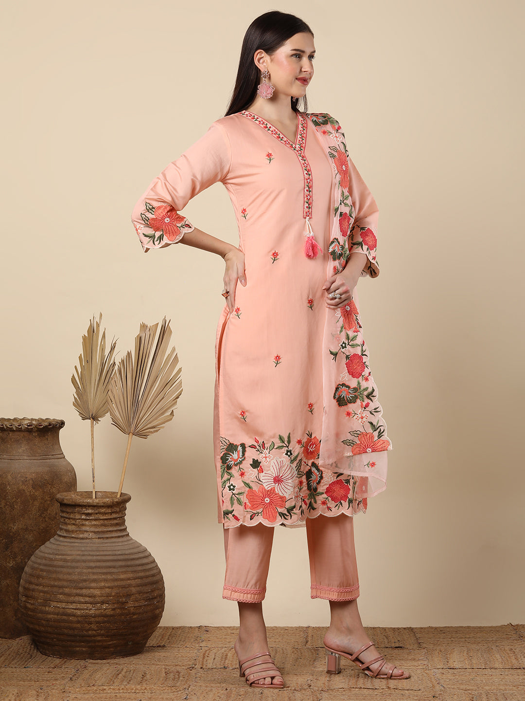Floral Threadwork Embroidered Straight Cut Kurta with Pant & Organza Dupatta - Peach