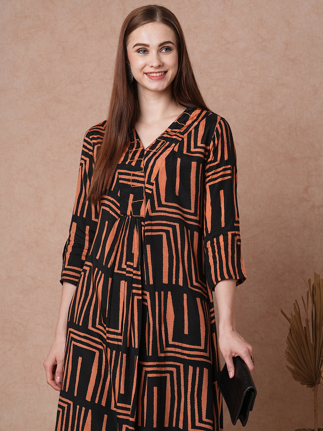 Abstract Geometric Printed A-Line Pleated Midi Dress - Multi