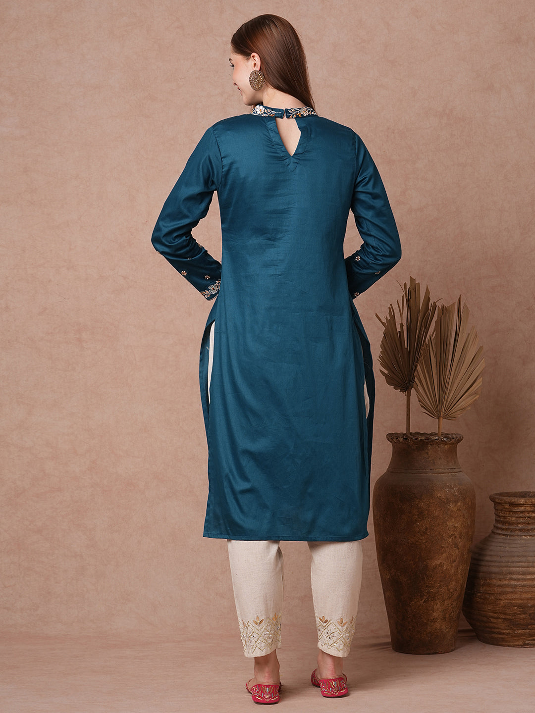Solid Ethnic Floral Embroidered Straight Fit Kurta - Teal Blue