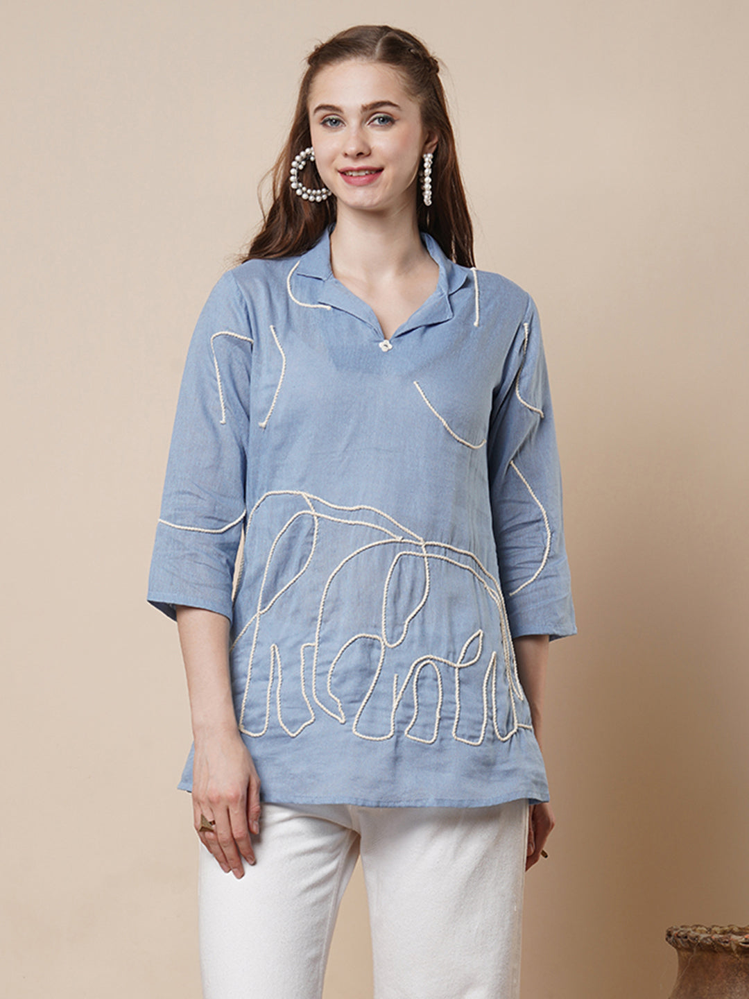 Solid Elephant Embroidered Straight Fit Kurti - Blue