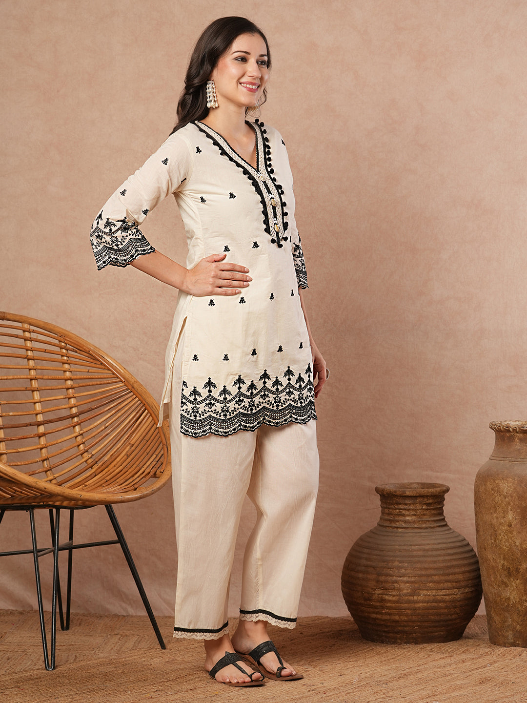 Solid Ethnic Floral Embroidered Straight Cut Kurta with Pant - White