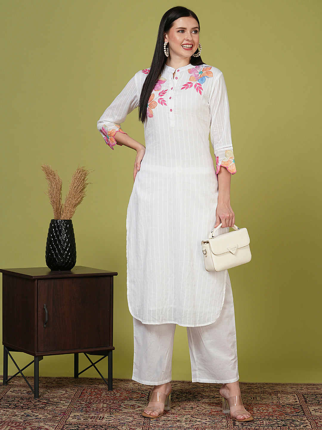 Solid Floral Patchwork Embroidered Straight Fit Kurta with Pant - White