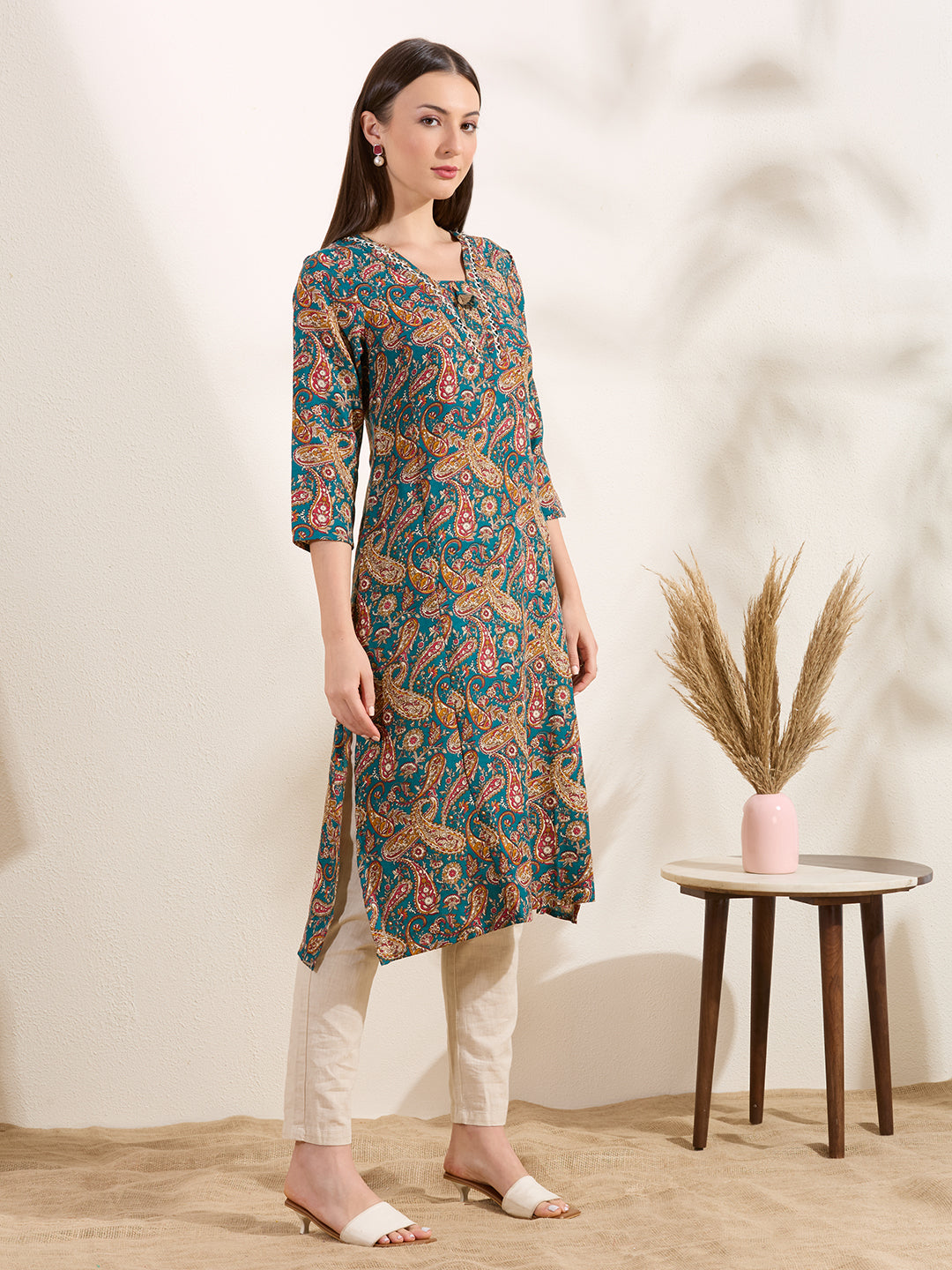 Ethnic Floral Printed A-Line Flared Kurta - Green