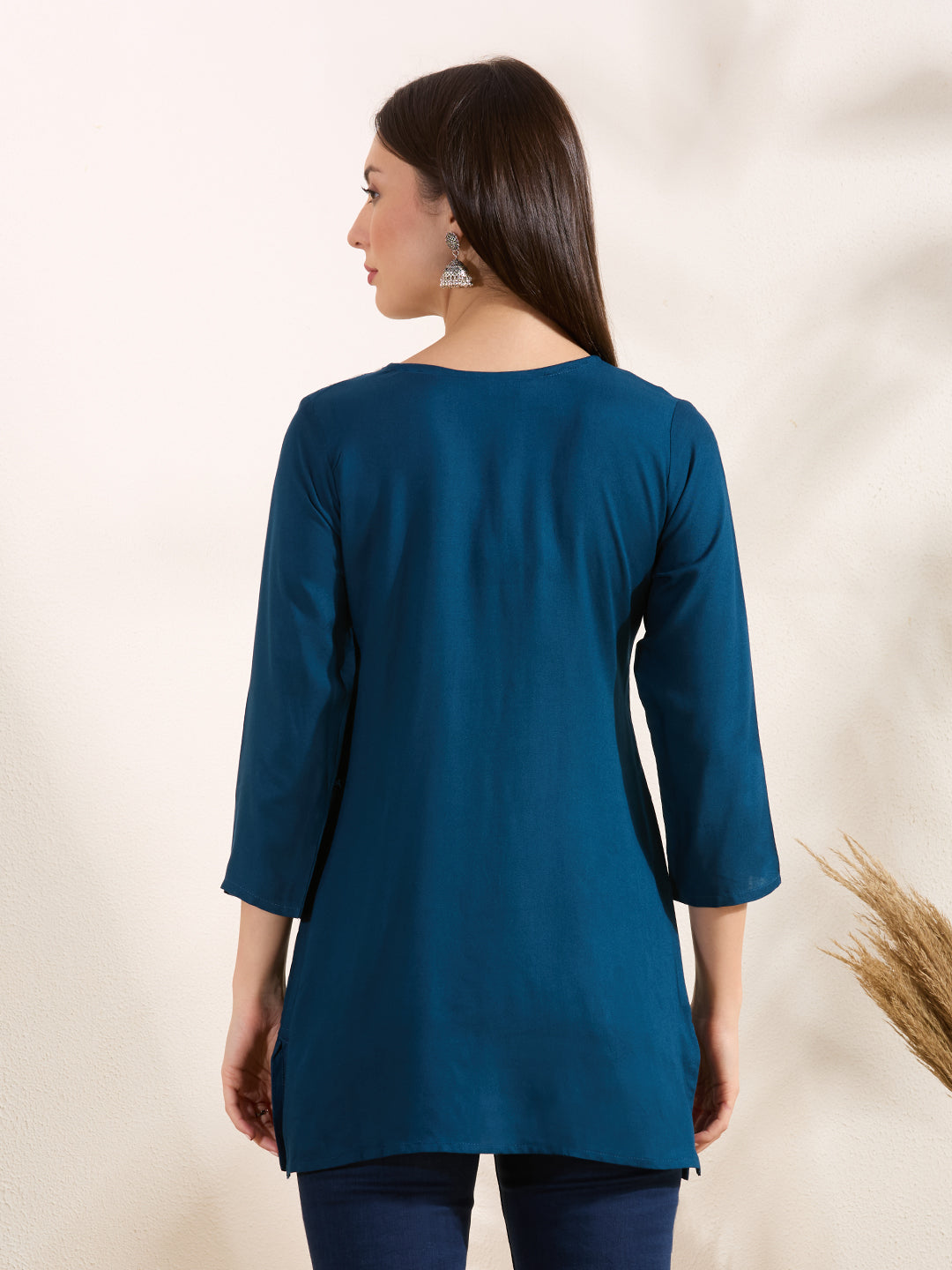 Solid Floral Chikankari Embroidered Straight Fit Kurti - Navy Blue