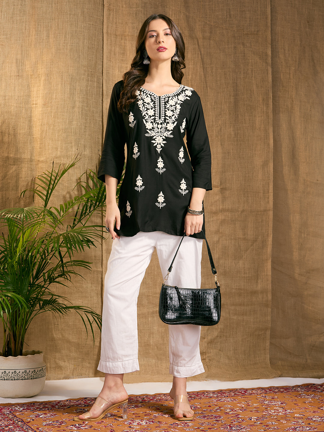 Solid Floral Chikankari Embroidered Straight Fit Kurti - Black