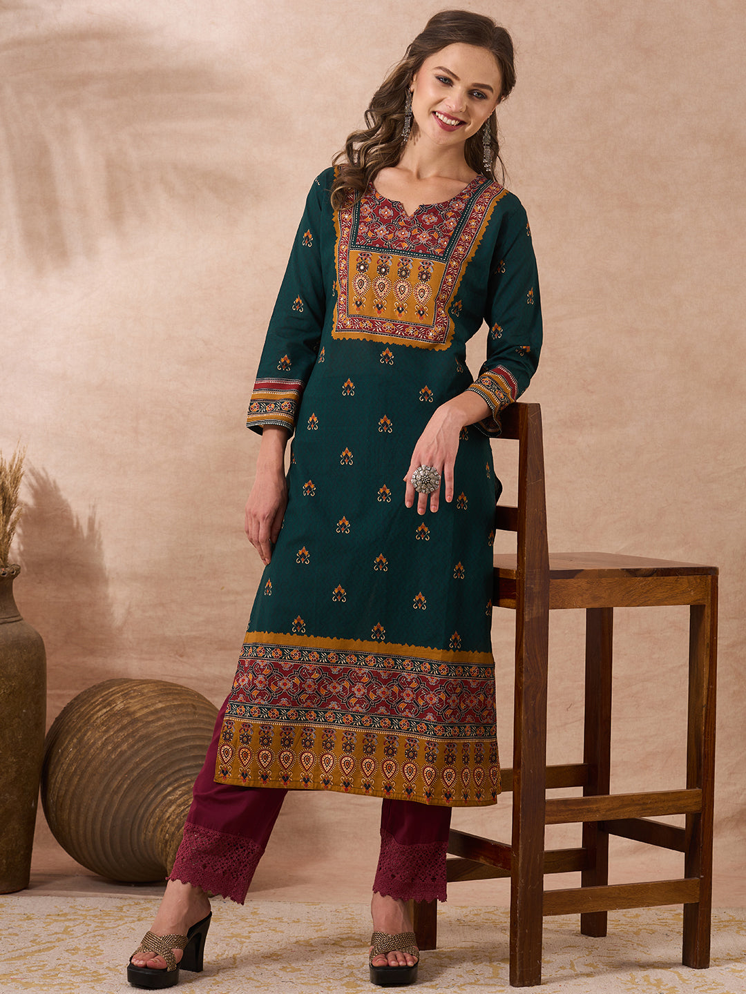 Ethnic Floral Printed Straight Fit Kurta - Green
