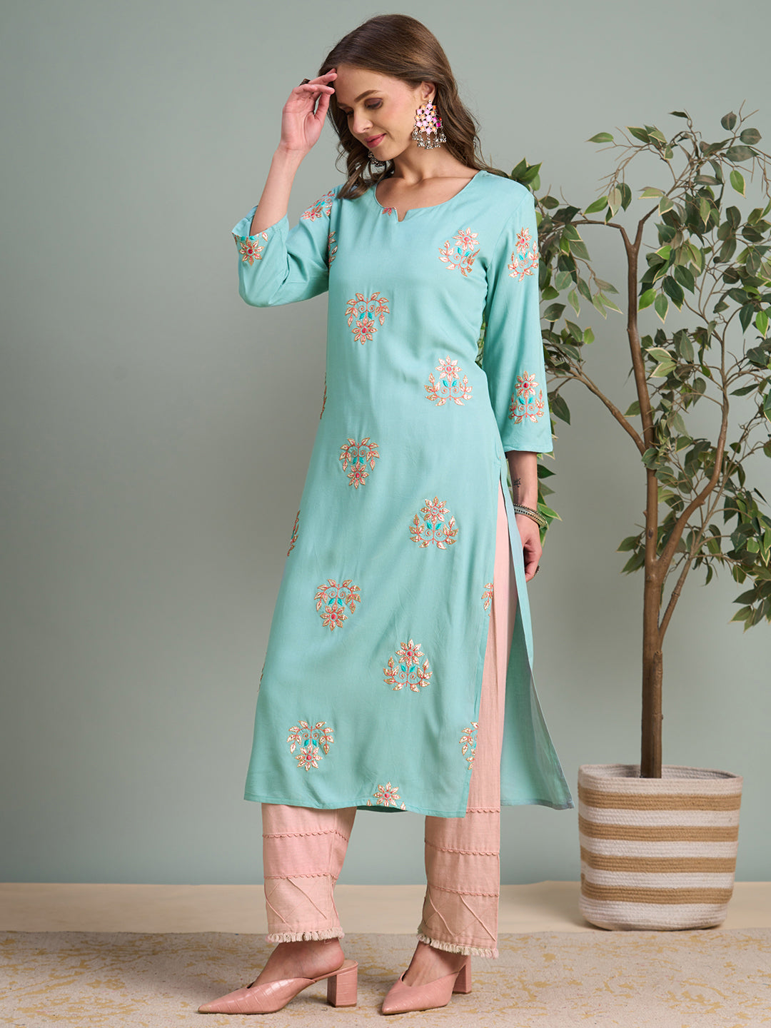 Solid Gota Patti & Resham Embroidered Straight Fit Kurta - Blue