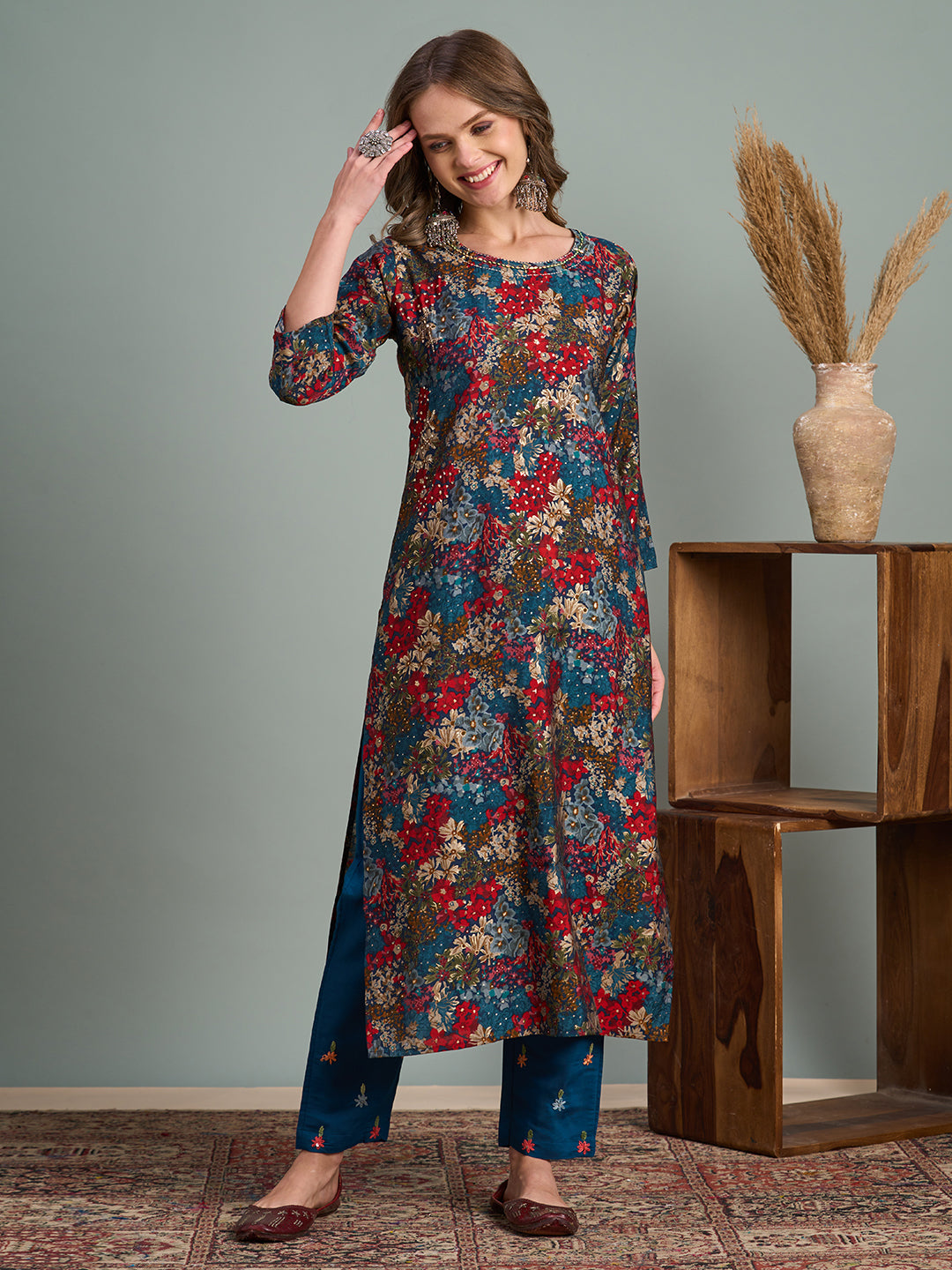 Abstract Floral Foil Printed Straight Fit Kurta - Multi