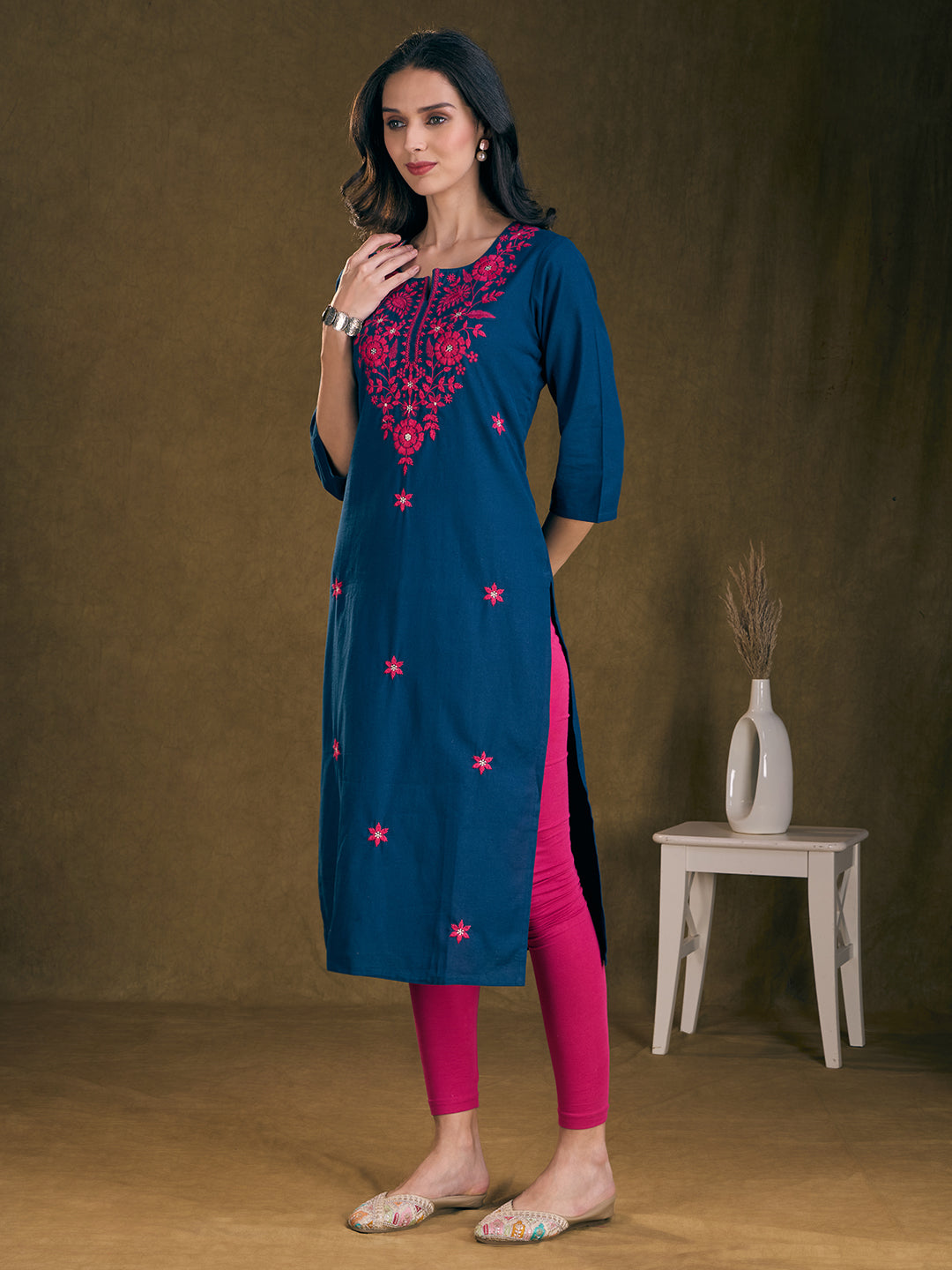 Solid Floral Chikankari Embroidered Straight Fit Kurta - Navy Blue