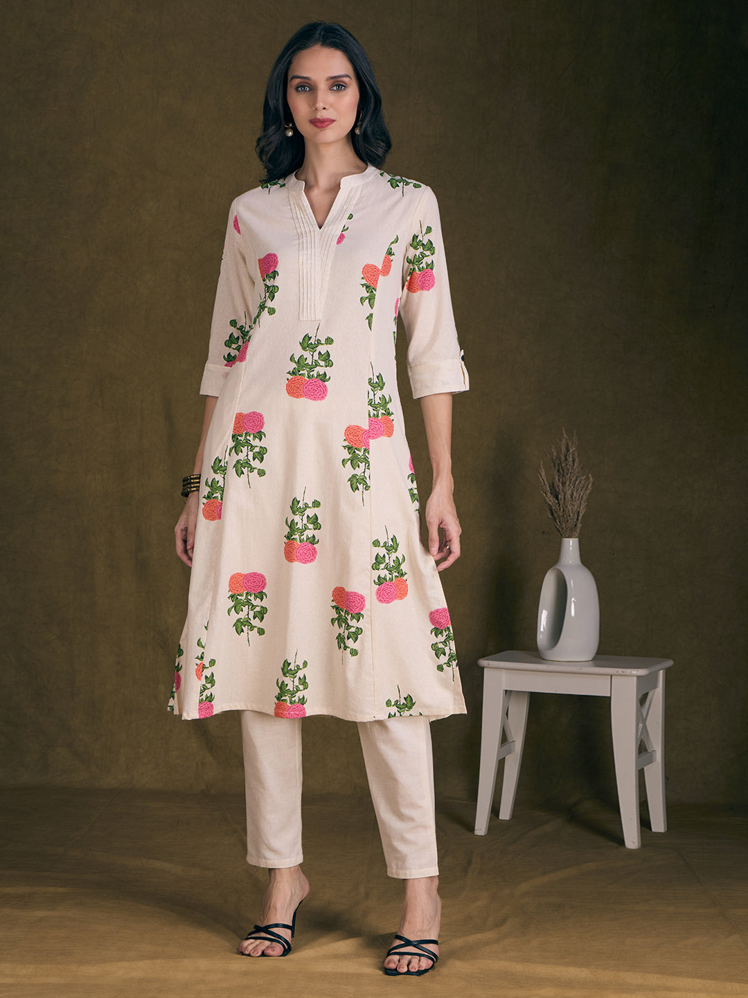 Ethnic Floral Printed A-Line Kurta with Pant - Off White