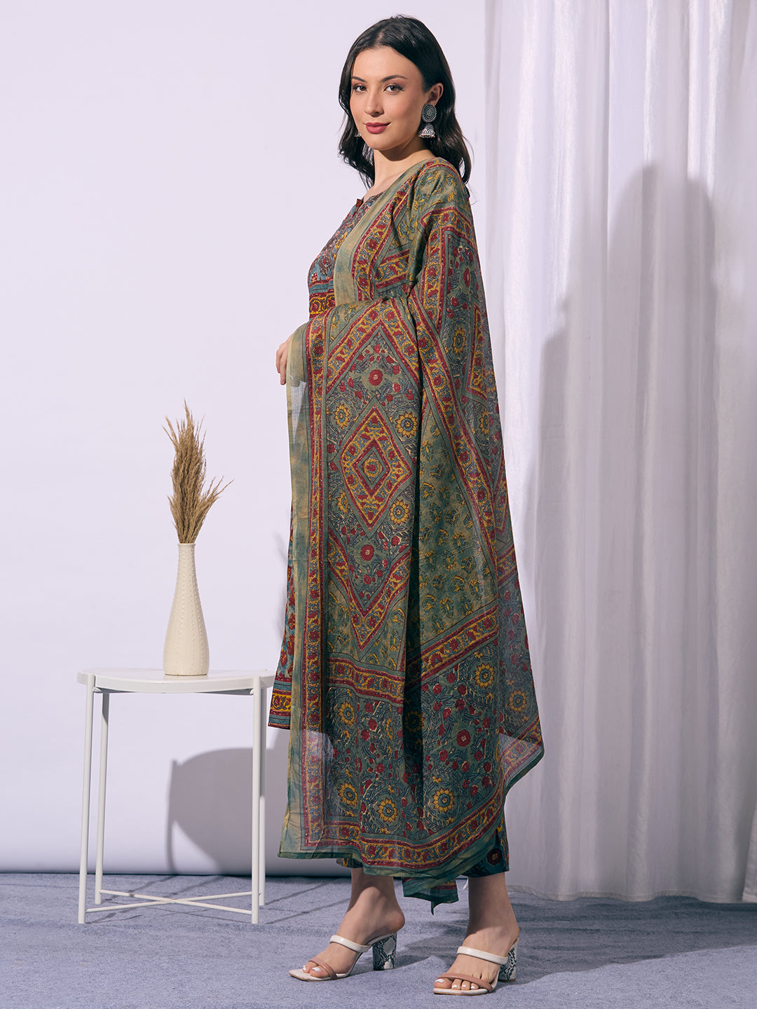 Ethnic Floral Printed Straight Fit Kurta with Pant and Dupatta - Teal