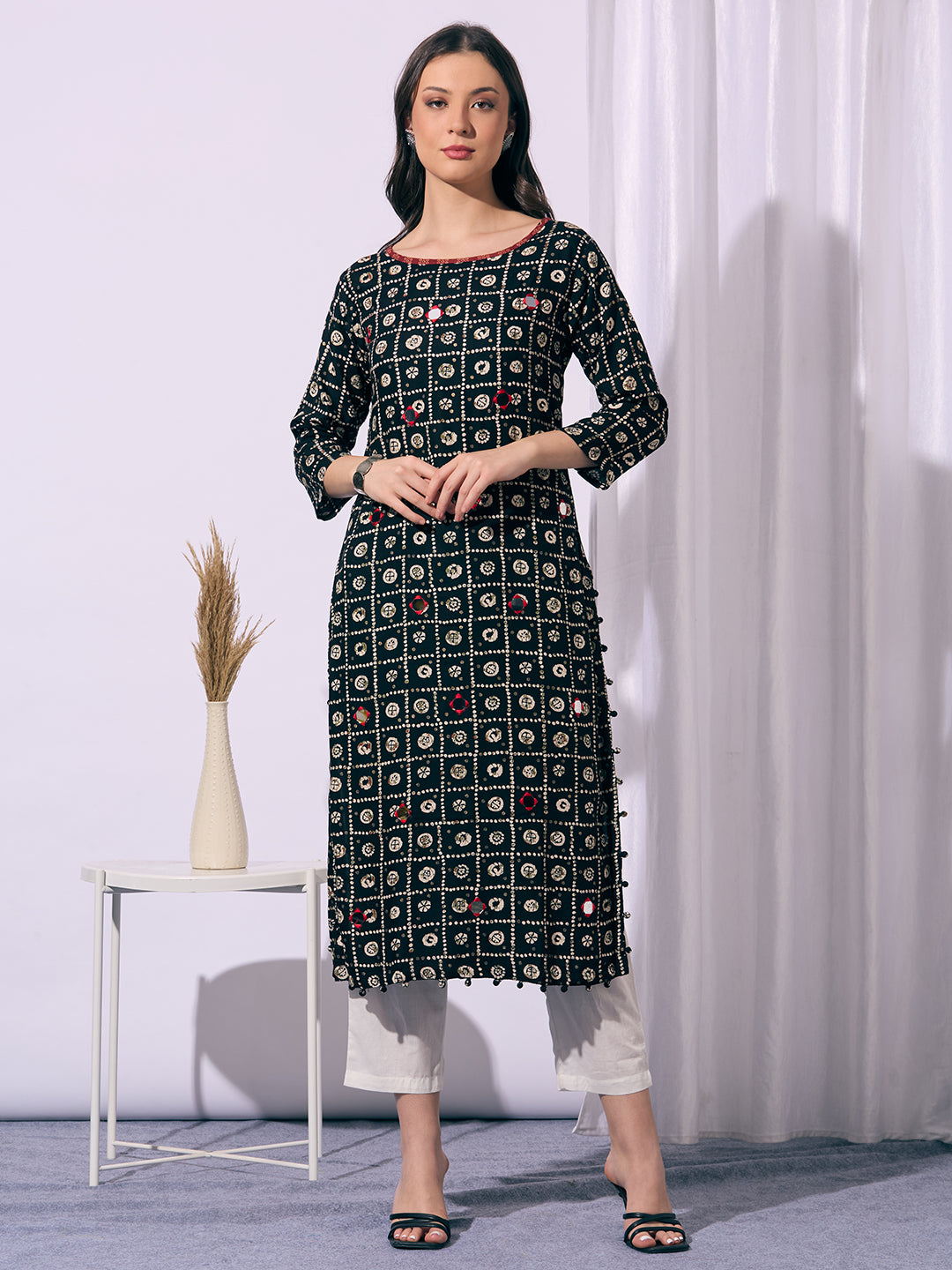 Ethnic Printed Straight Fit Kurta - Black