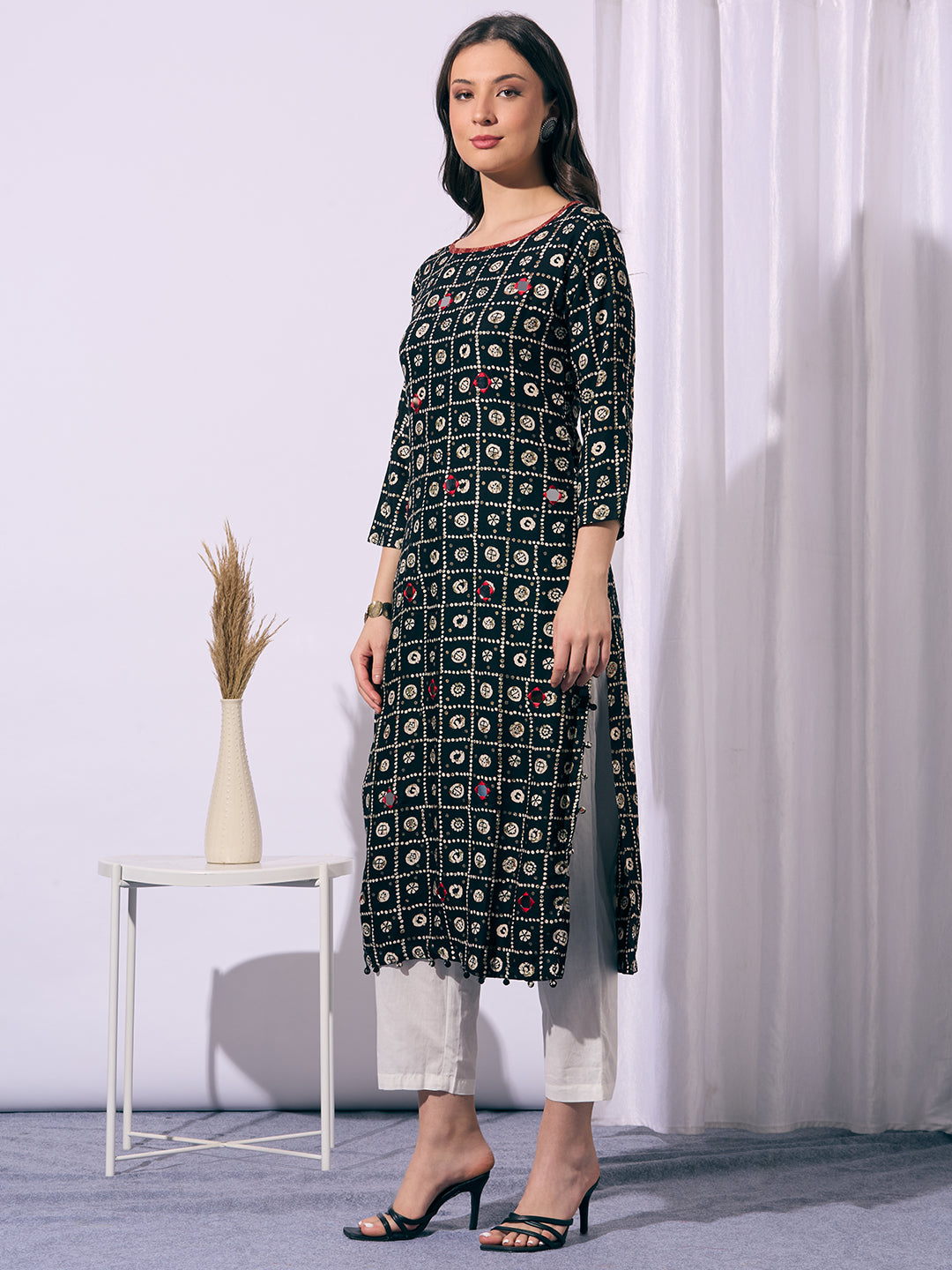 Ethnic Printed Straight Fit Kurta - Black
