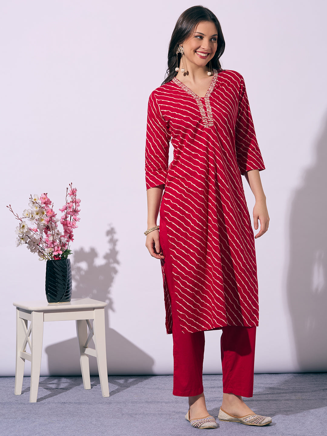 Leheriya Printed Embroidered Straight Fit Kurta with Pant - Red