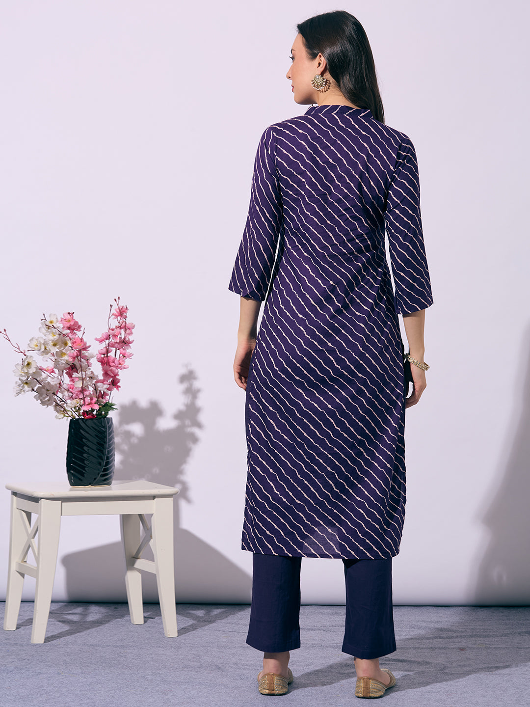 Leheriya Printed Embroidered Straight Fit Kurta with Pant - Purple