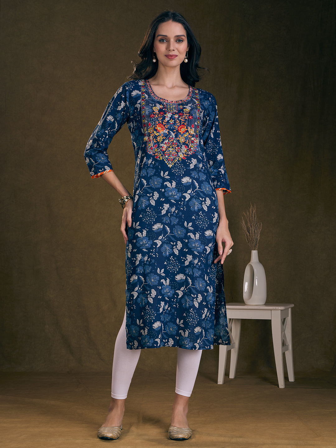 Floral Printed & Resham Embroidered Straight Fit Kurta - Blue