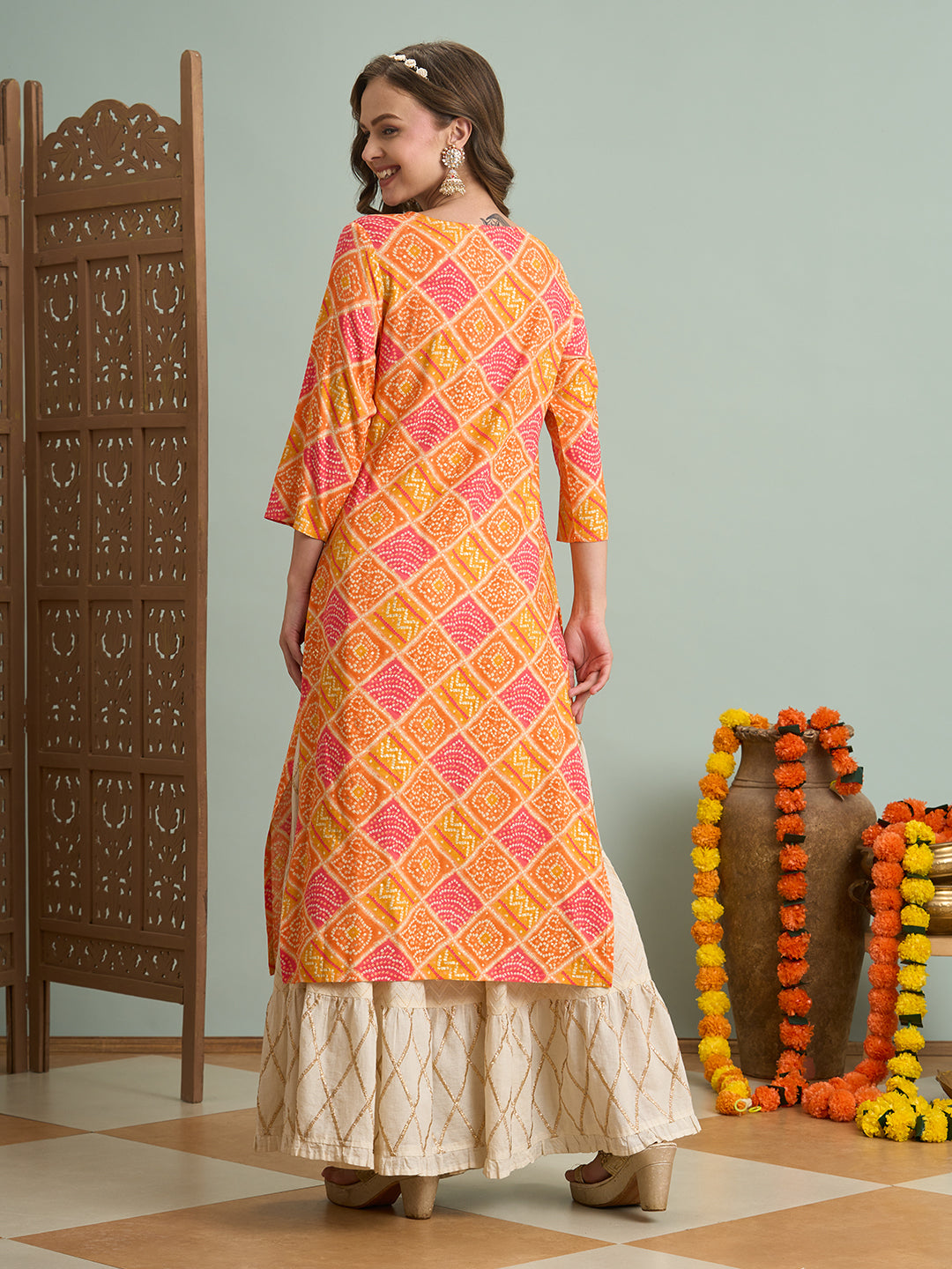 Ethnic Bandhani Printed & Embroidered Straight Fit Kurta - Multi