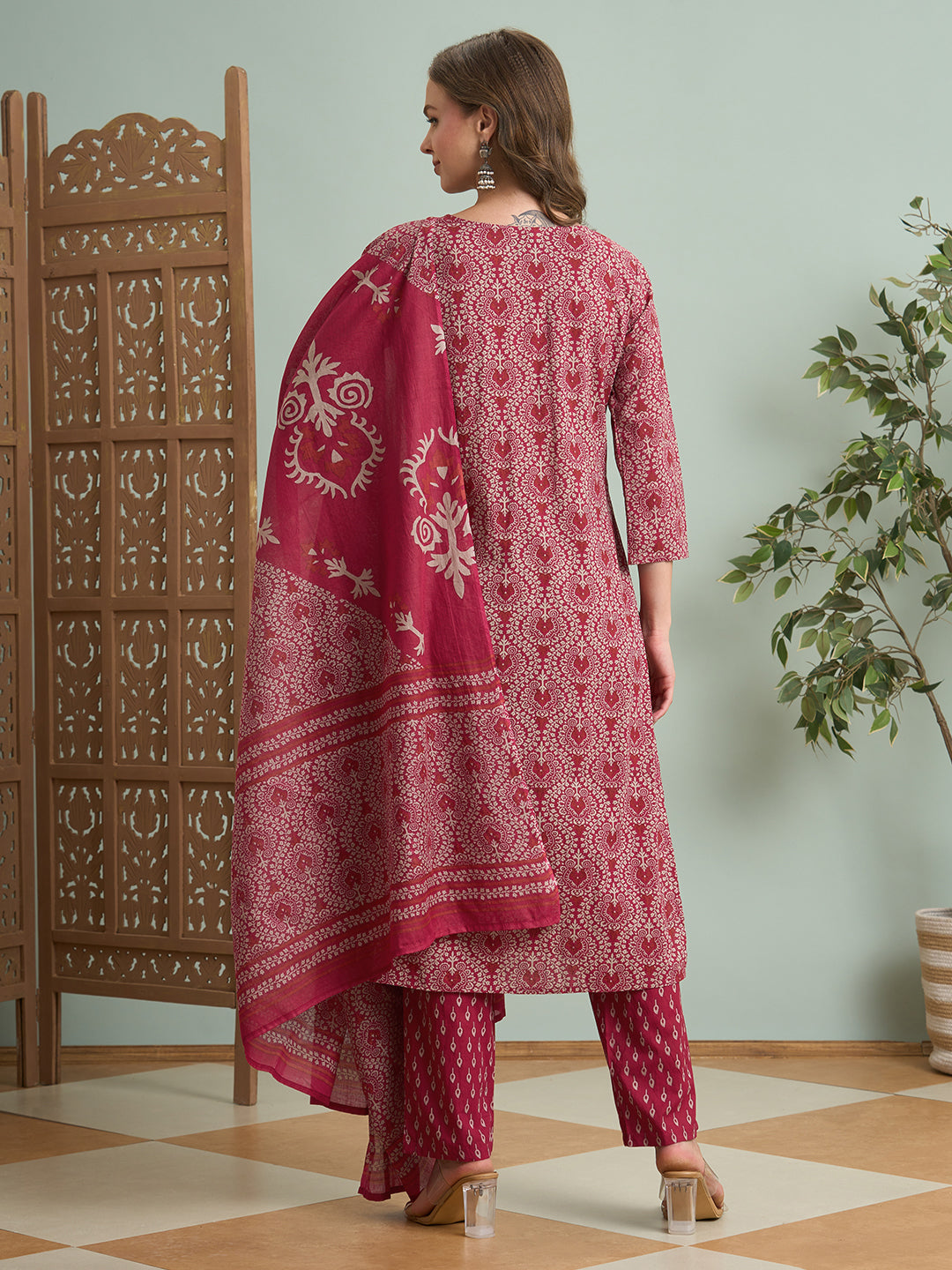Ethnic Printed Straight Fit Kurta with Pant & Dupatta - Pink