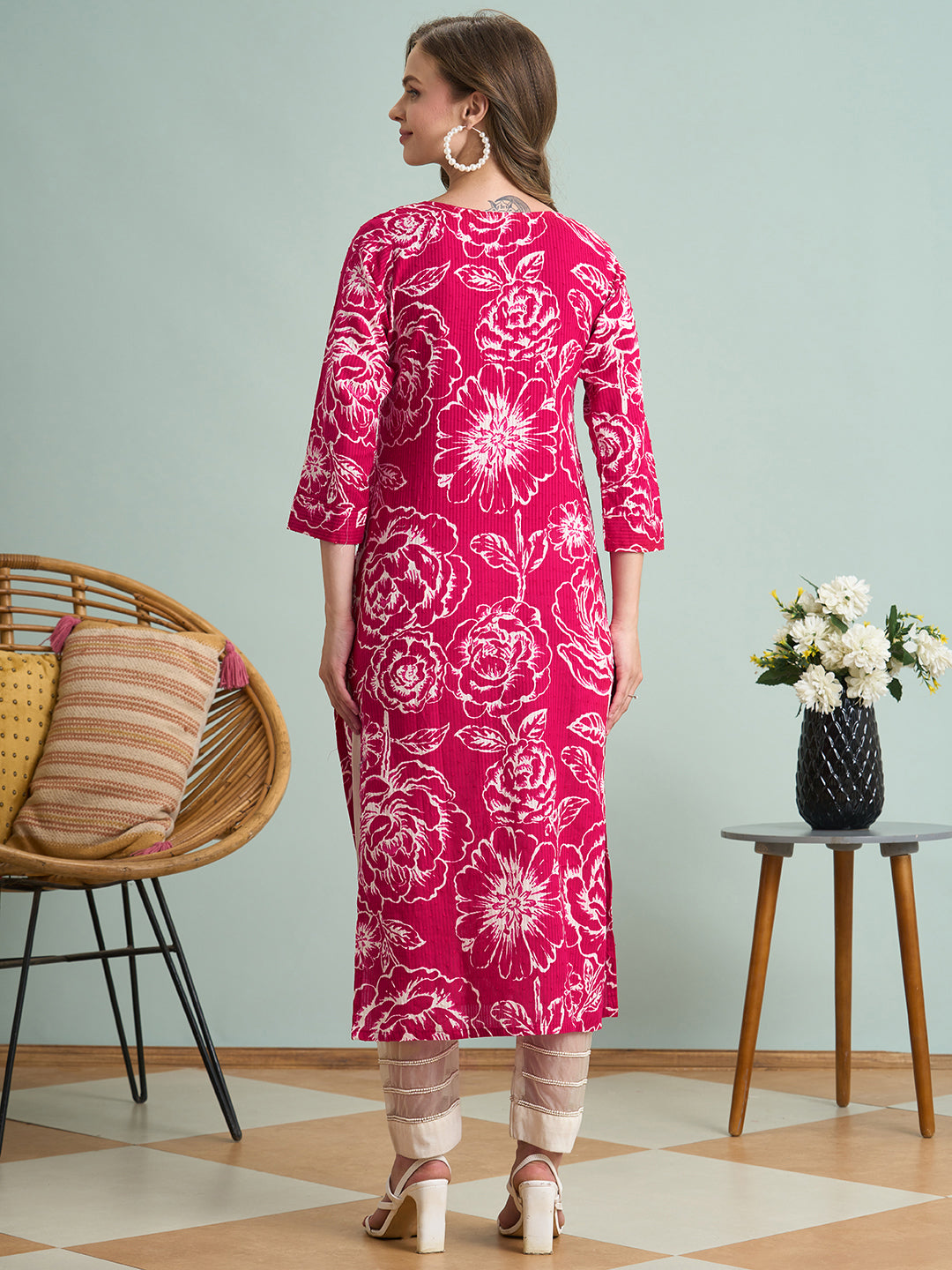Abstract Floral Printed Straight Fit Kurta - Pink