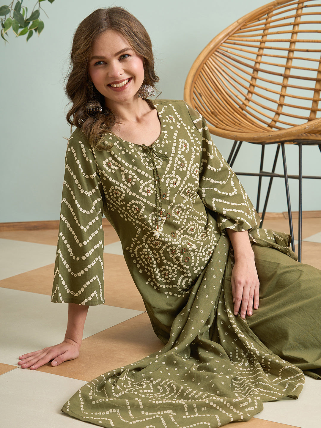 Bandhani Printed Straight Fit Kurta with Palazzo and Dupatta - Green