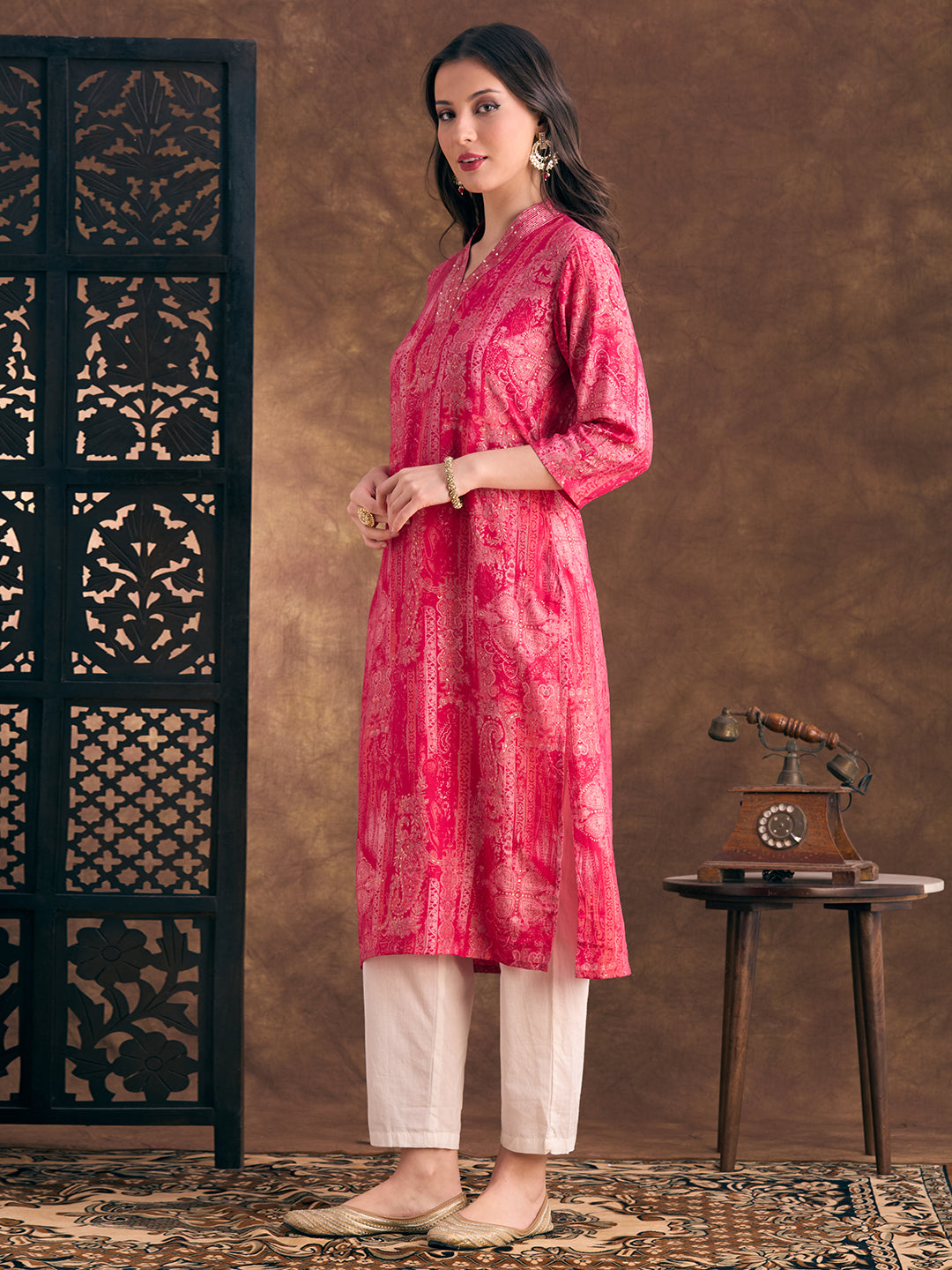 Abstract Floral Printed Straight Fit Kurta - Pink