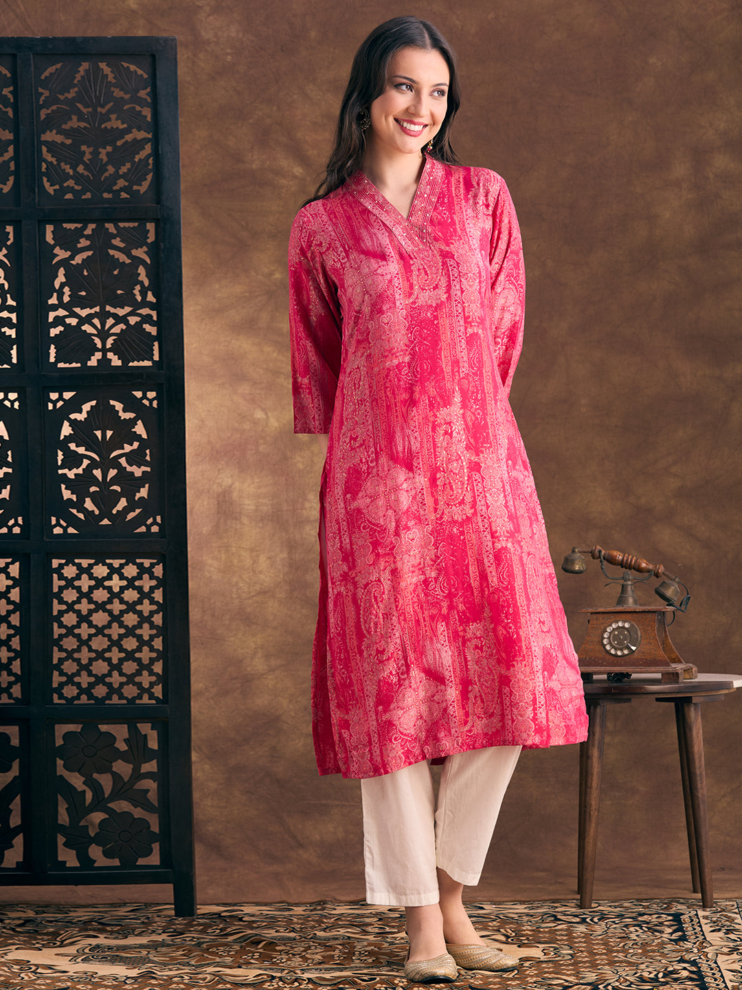 Abstract Floral Printed Straight Fit Kurta - Pink