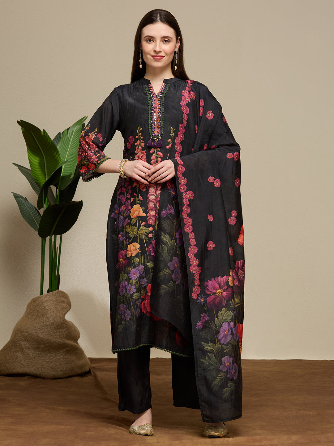 Abstract Floral Printed Embroidered Kurta with Pant & Dupatta - Black