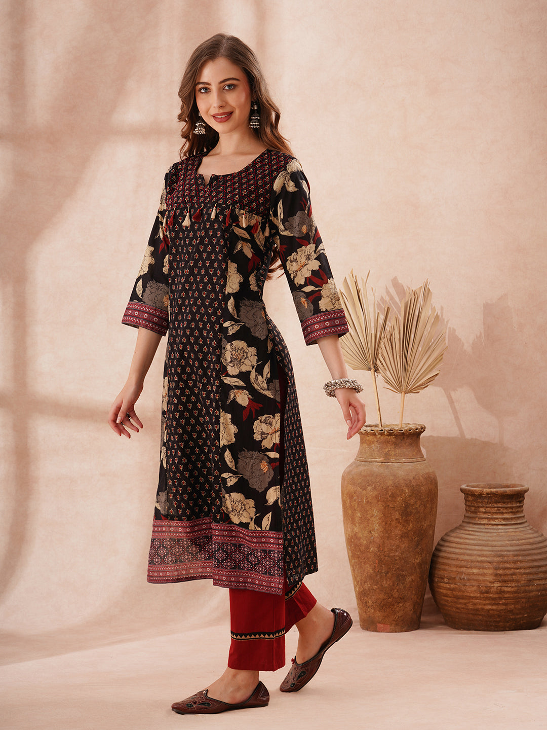 Ethnic Floral Printed Embroidered Straight Fit Kurta - Black