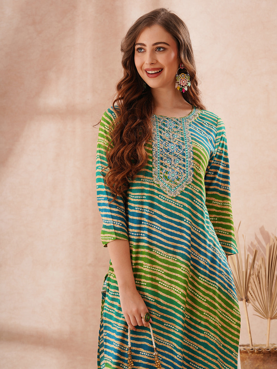 Leheriya Foil Printed & Zari Embroidered Straight Fit Kurta - Multi