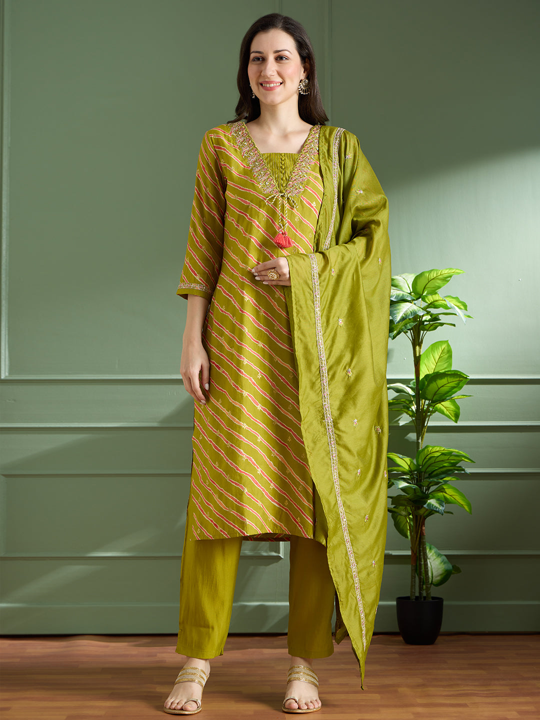 Leheriya Printed & Embroidered Straight Kurta with Pant & Dupatta - Green