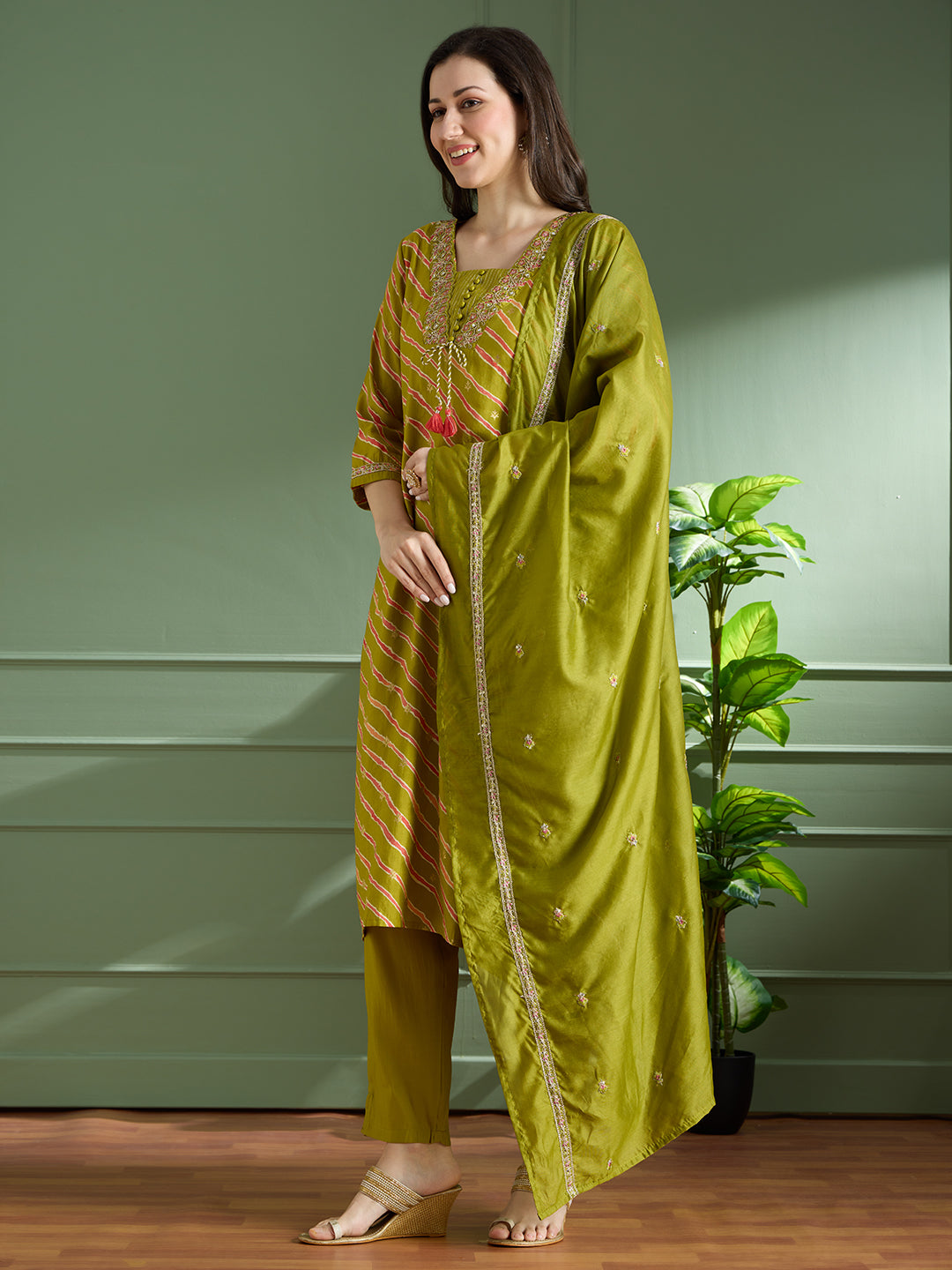 Leheriya Printed & Embroidered Straight Kurta with Pant & Dupatta - Green