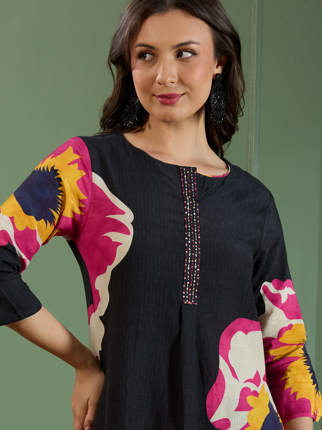 Abstract Floral Printed Straight Fit Co-ord Set - Black