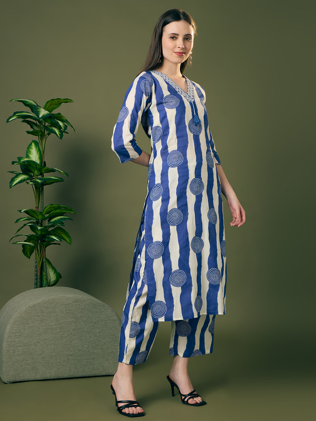 Ethnic Stripes Printed Straight Fit Co-ord Set - Blue