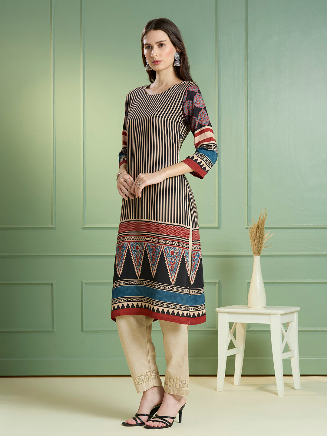 Ethnic Stripes Printed Straight Fit Kurta - Multi