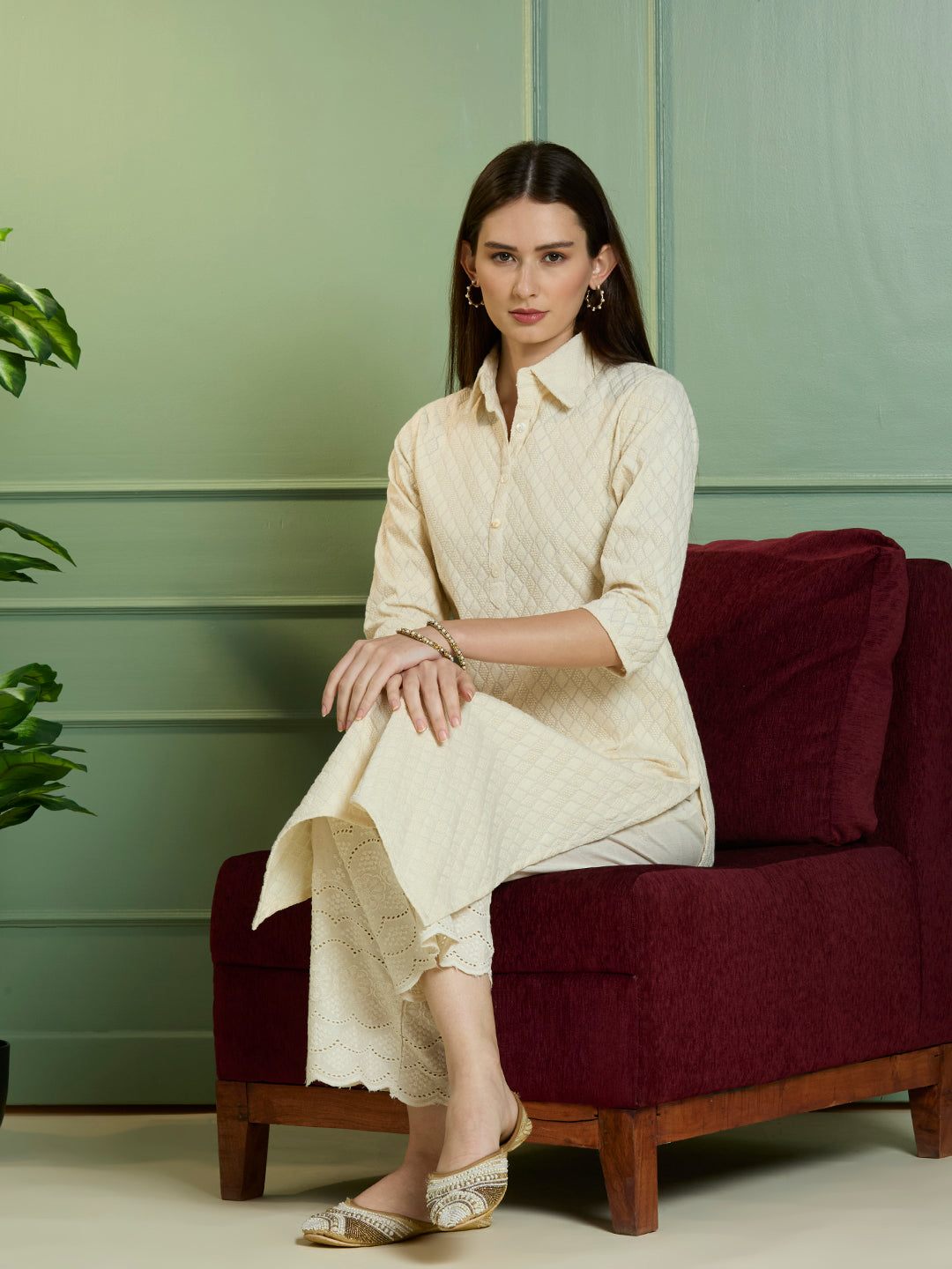 Solid Ethnic Embodied Straight Fit Kurta with Palazzo - Off White