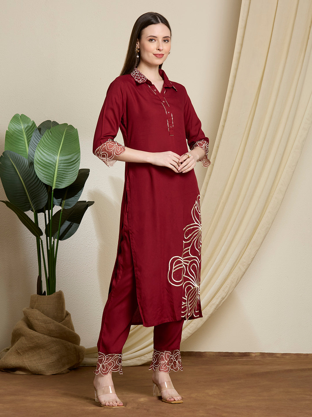 Solid Abstract Floral Threadwork Embroidered Straight Kurta with Pant - Maroon