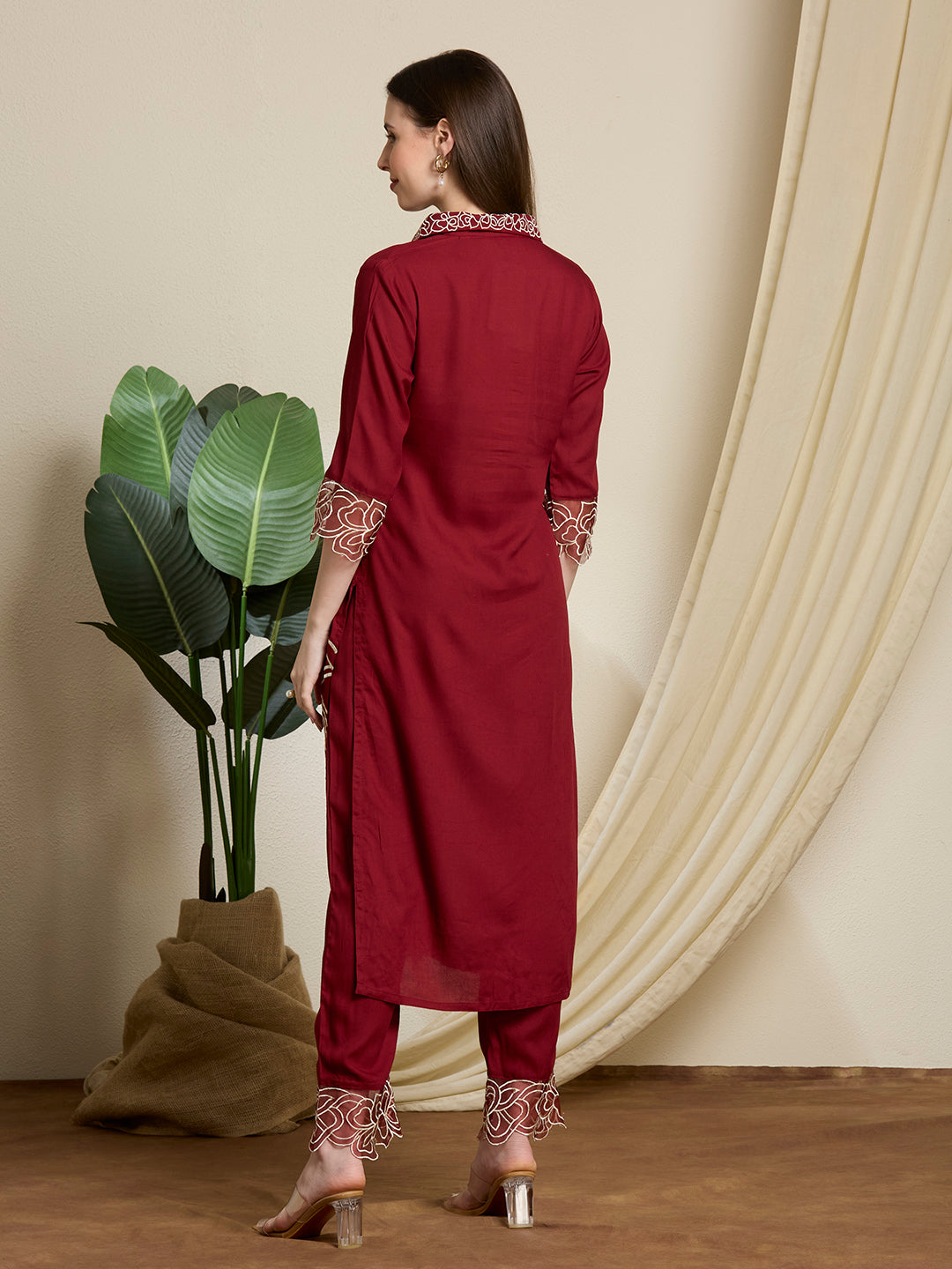 Solid Abstract Floral Threadwork Embroidered Straight Kurta with Pant - Maroon