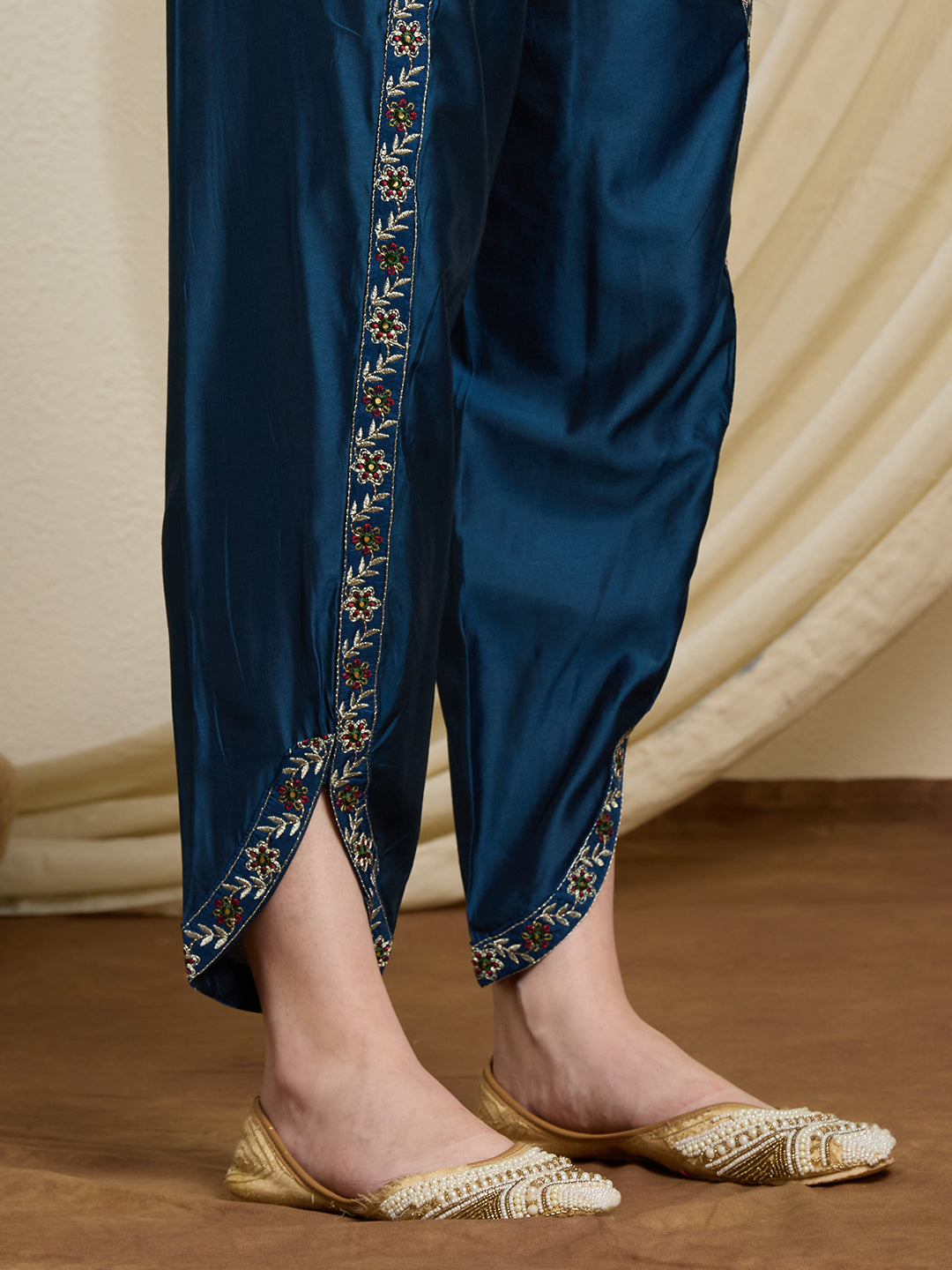 Solid Ethnic Embroidered Straight Kurta with Dhoti & Dupatta - Blue