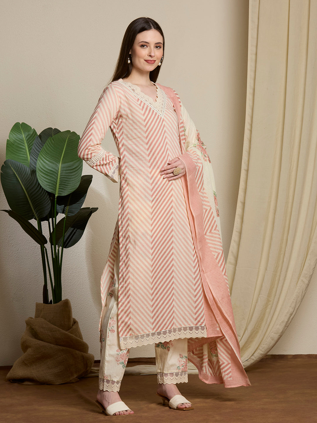 Chevron & Floral Printed Straight Kurta with Palazzo & Dupatta - Pink