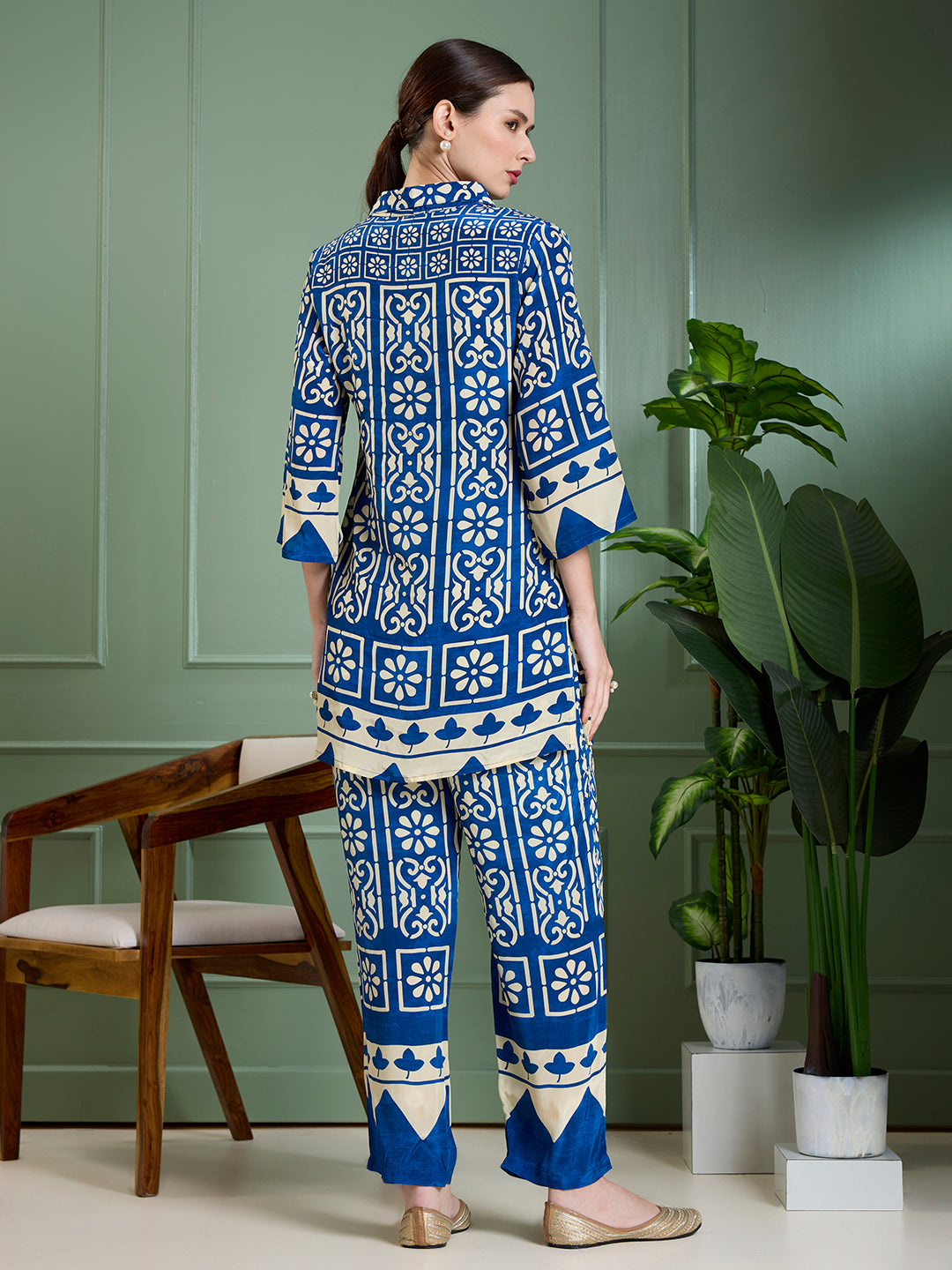 Ethnic Floral Printed Straight Fit Co-ord Set - Blue