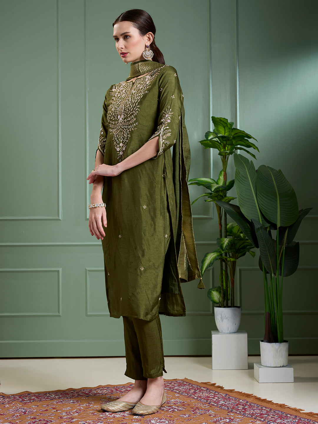 Festive & Ethnic Embroidered Straight Kurta with Pant & Dupatta - Green