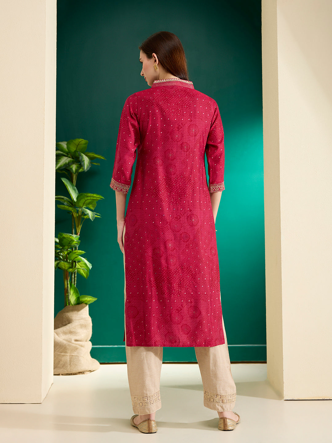 Bandhani Foil Printed Straight Fit Kurta - Pink